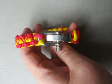 Lade das Bild in den Galerie-Viewer, Bracelet paracorde
