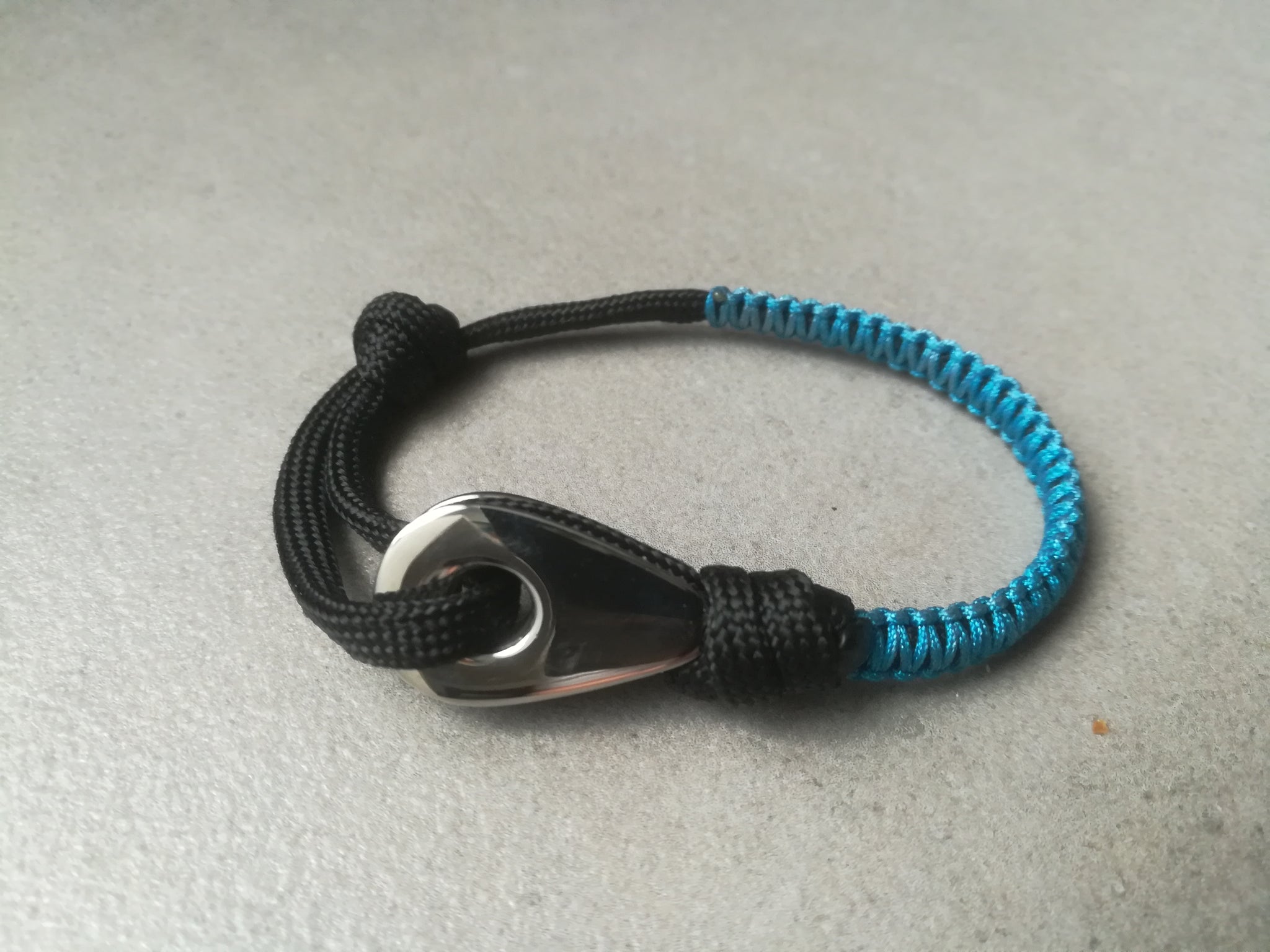 BRACELET PARACORDE VENOM CAMO PXC | 974 BRACELET PARACORDE VENOM CAMO PXC | 974